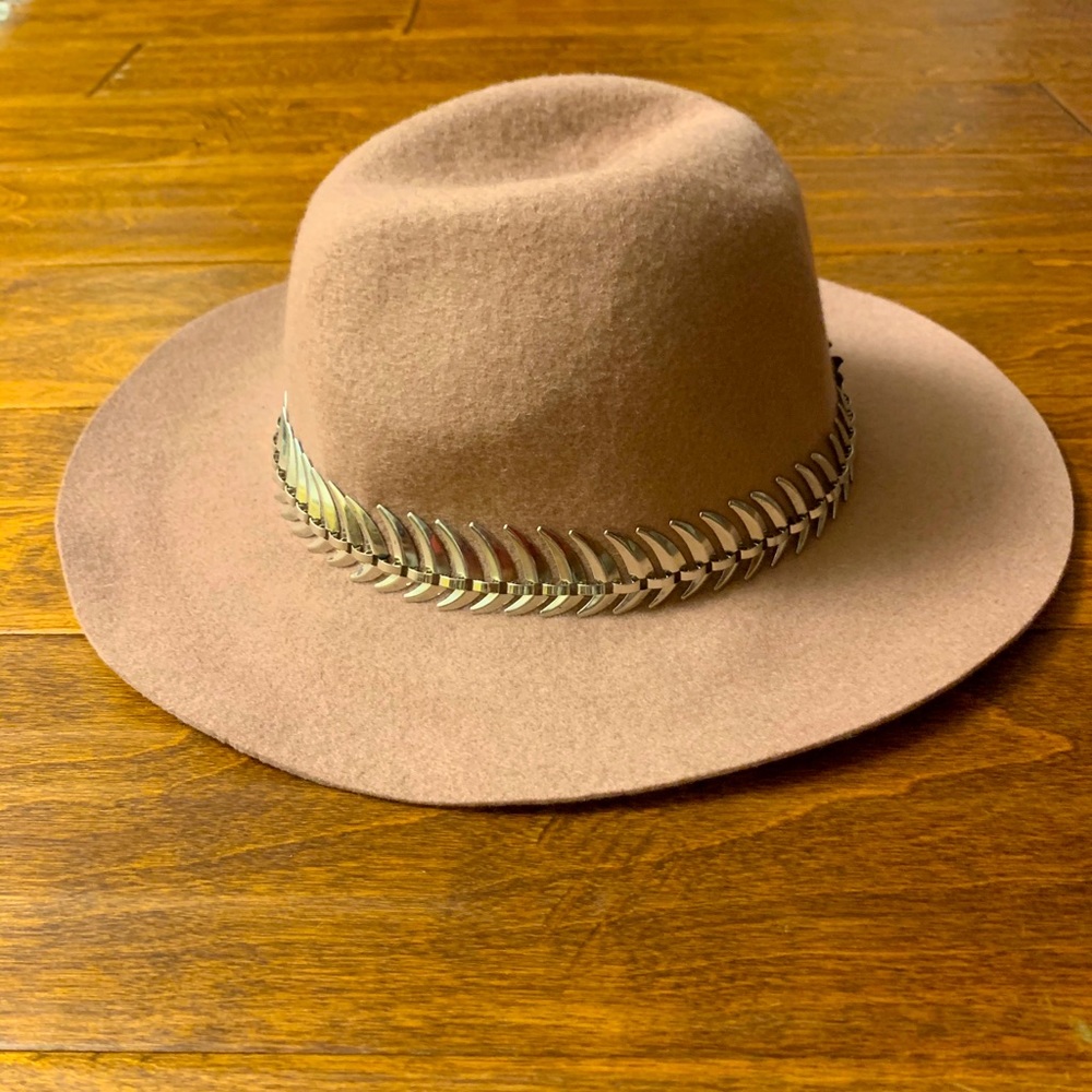 Beautiful Light Pink Wool Hat